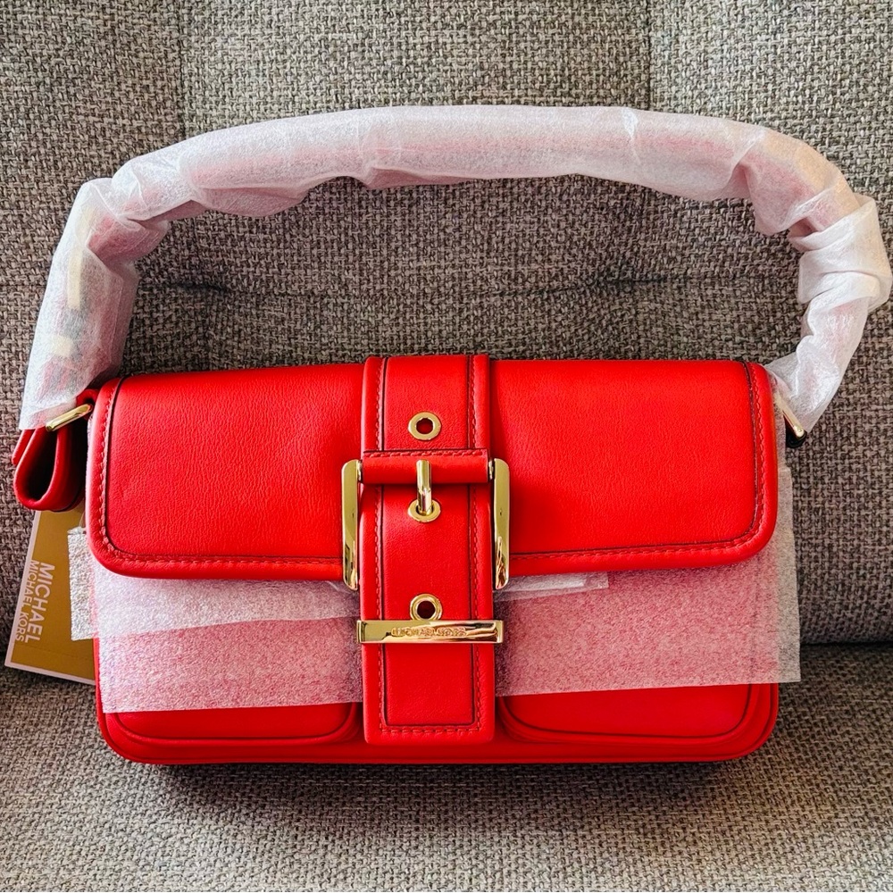 NWT-Michael Kors Colby Medium Leather Shoulder Bag